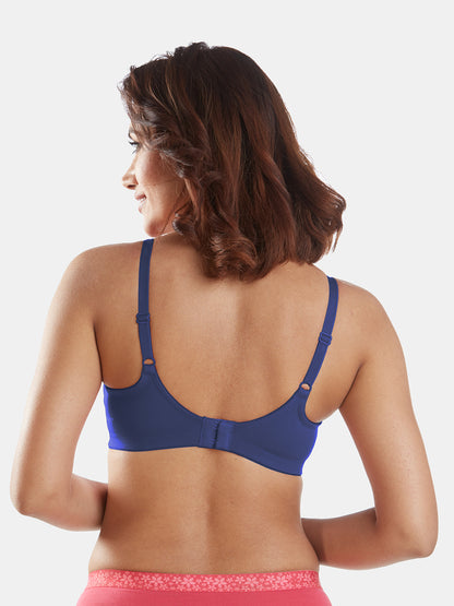 Non-Padded Non-Wired Molded Comfort Bra with Medium Coverage and Adjustable Straps in Cotton-Polyester - Yaris