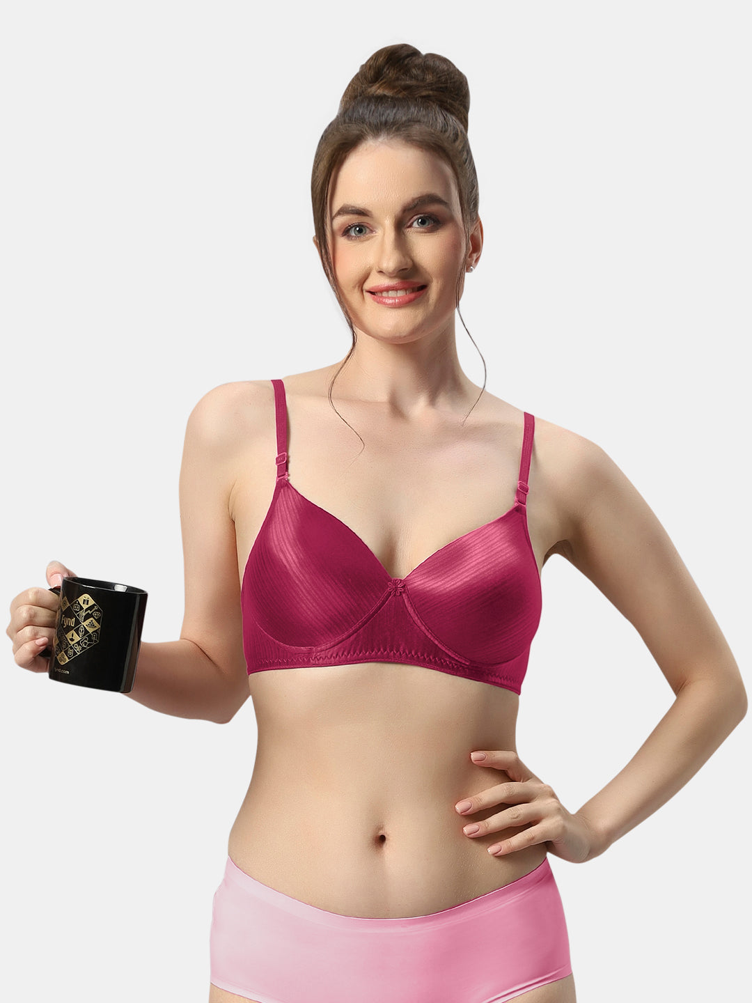 Lightly-Padded-T-Shirt-Bra-with-Convertible-Foram-Nude-Rani-Front