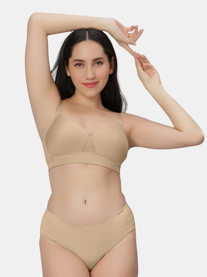 Non-Padded-Non-Wired-Minimizer-Bra-Full-Coverage-Minimizer-Front-Lifestyle