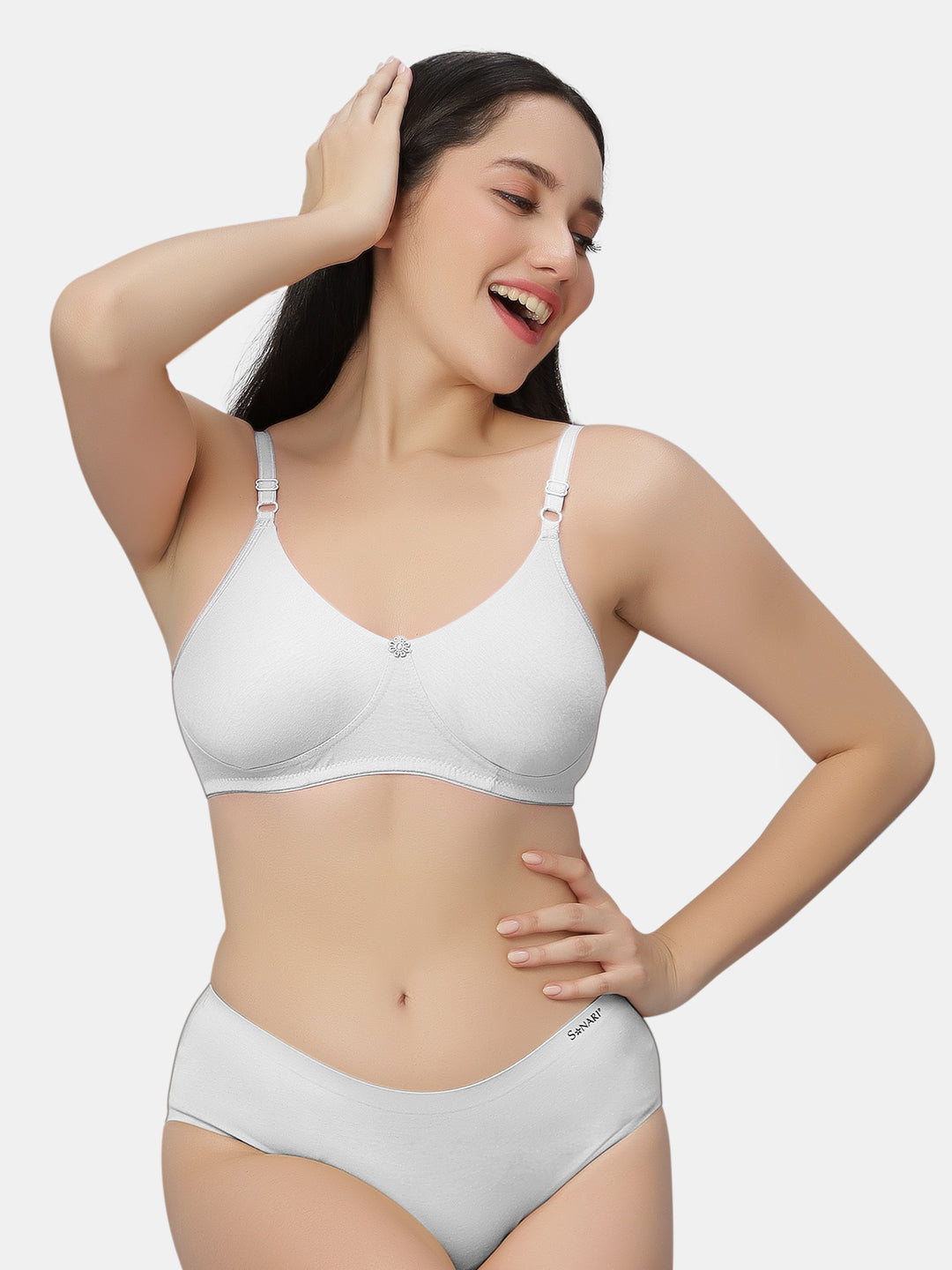 Non-Padded-Non-Wired-T-shirt-Bra-with-Medium-Coverage-in-Cotton-Spandex-Fabric-Basicks-White-Lifestyle