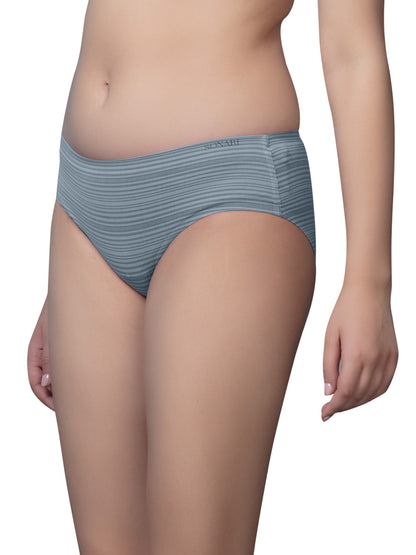 Low Rise Everyday Comfort Hipster Panty with Full Coverage, Concealed Waistband, Lining Pattern - SH 306