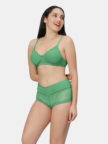 Non Padded Medium Coverage Wirefree Lace Lingerie Set with Adjustable Straps – VOLTAGE