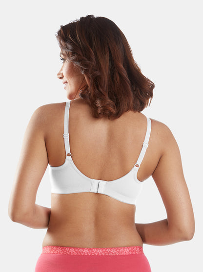 Non-Padded Non-Wired Molded Comfort Bra with Medium Coverage and Adjustable Straps in Cotton-Polyester - Yaris